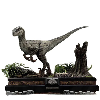 Prime 1 Studio Jurassic Park III (Film) Velociraptor Female Bonus Version Statue