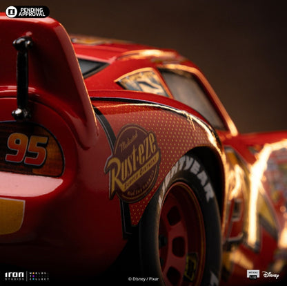 Disney Cars - Lightning McQueen 1/10 Statue by Iron Studios