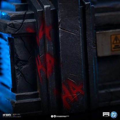 Nightwing by Iron Studios