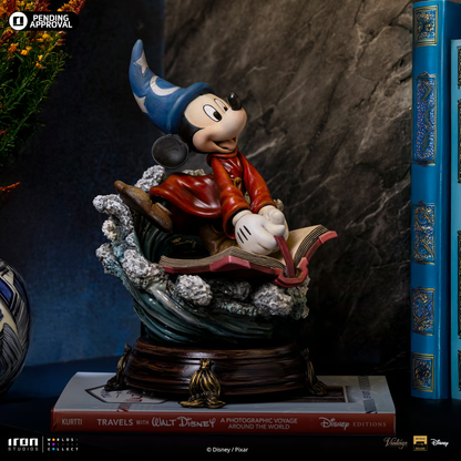 Sorcerer Mickey Deluxe statue by Iron Studios