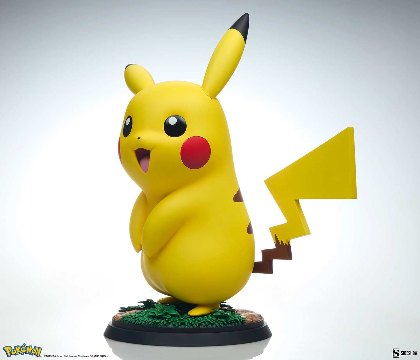 Pikachu by Sideshow Collectibles