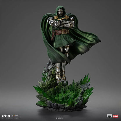 Doctor Doom Infinity Gauntlet Battle Diorama Statue