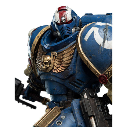 Warhammer 40k Lieutenant Titus Limited Edition Statue by Weta