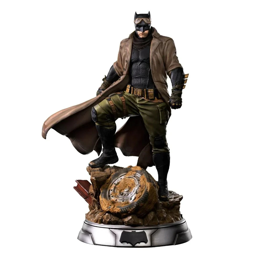 Zack Snyder's Justice League Nightmare Batman 1/4 th Scale Statue By Iron Studios
