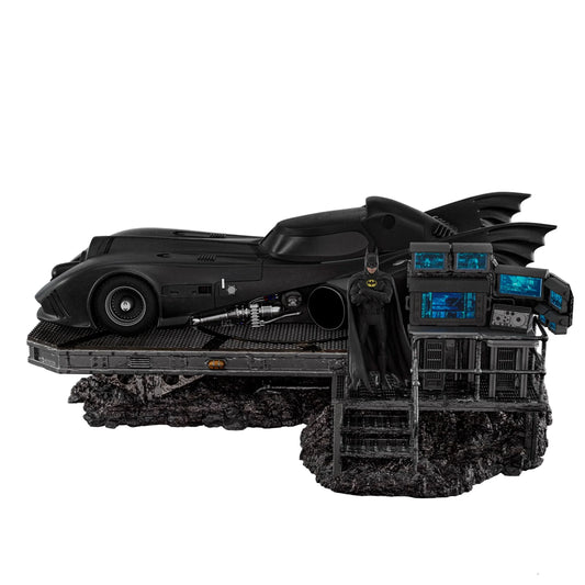 The Flash Movie Batmobile Deluxe Art Scale Limited Edition 1:10 Statue
