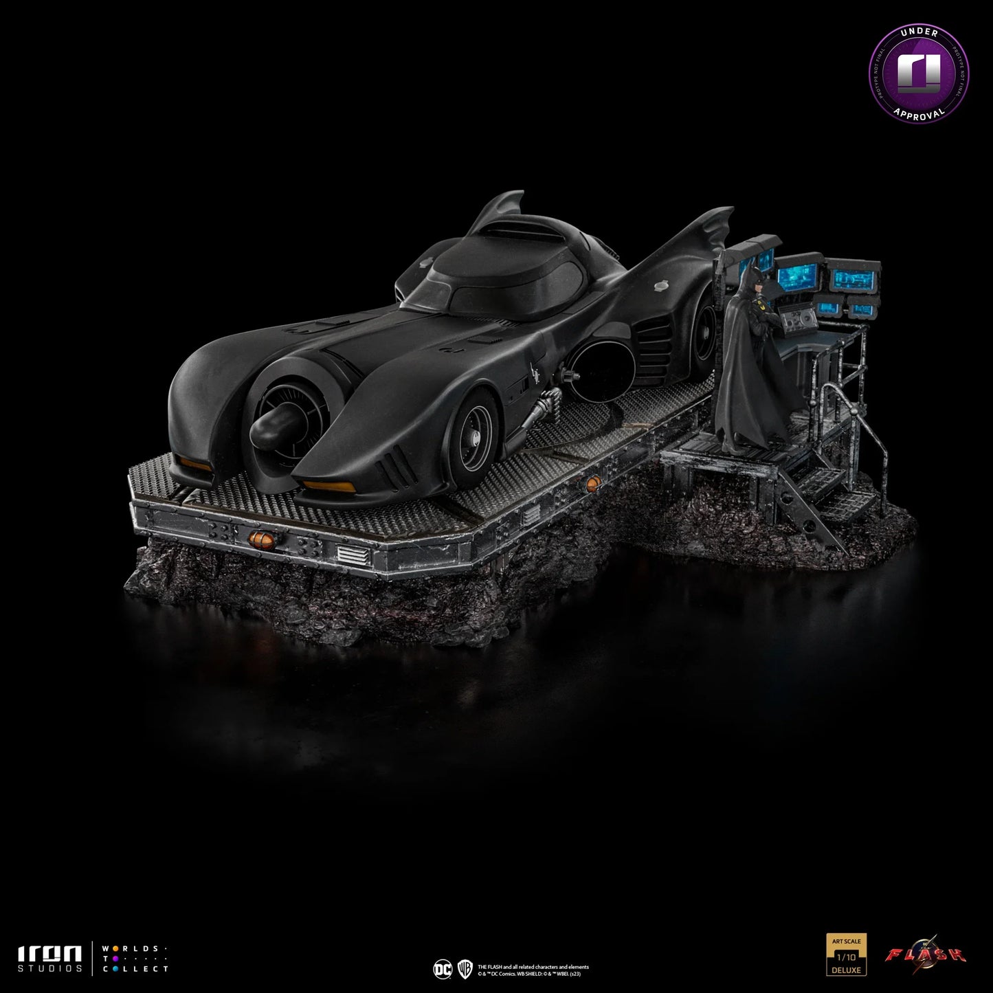 The Flash Movie Batmobile Deluxe Art Scale Limited Edition 1:10 Statue