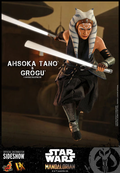 Star Wars The Mandalorian Ahsoka Tano and Grogu Set by Hot Toys