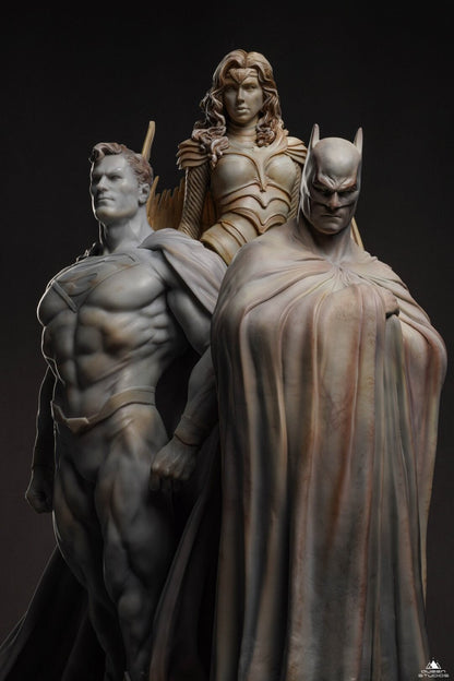 Queen Studios Superman (Museum Line) 1/4 Scale Statue