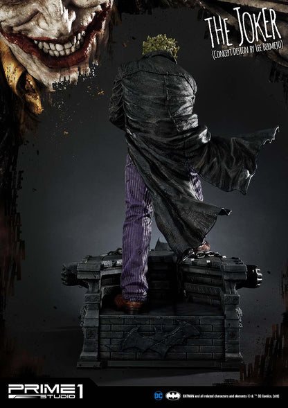 The Joker (Concept Design by Lee Bermejo) DX Bonus Version
