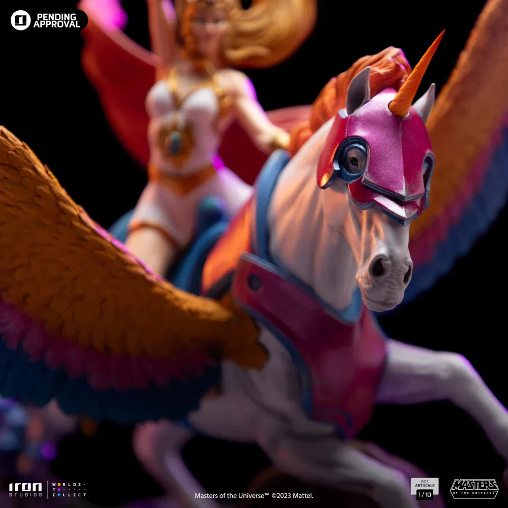 SHE-RA AND SWIFT WIND DELUXE 1:10 Scale Statue by Iron Studios