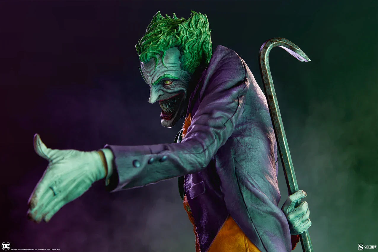 THE JOKER Premium Format Figure By Sideshow Collectibles