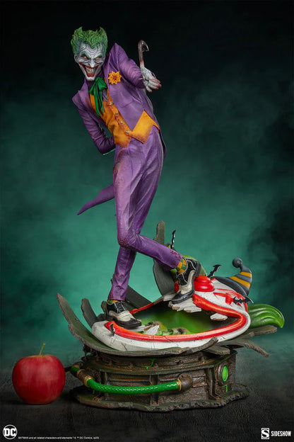 THE JOKER Premium Format Figure By Sideshow Collectibles